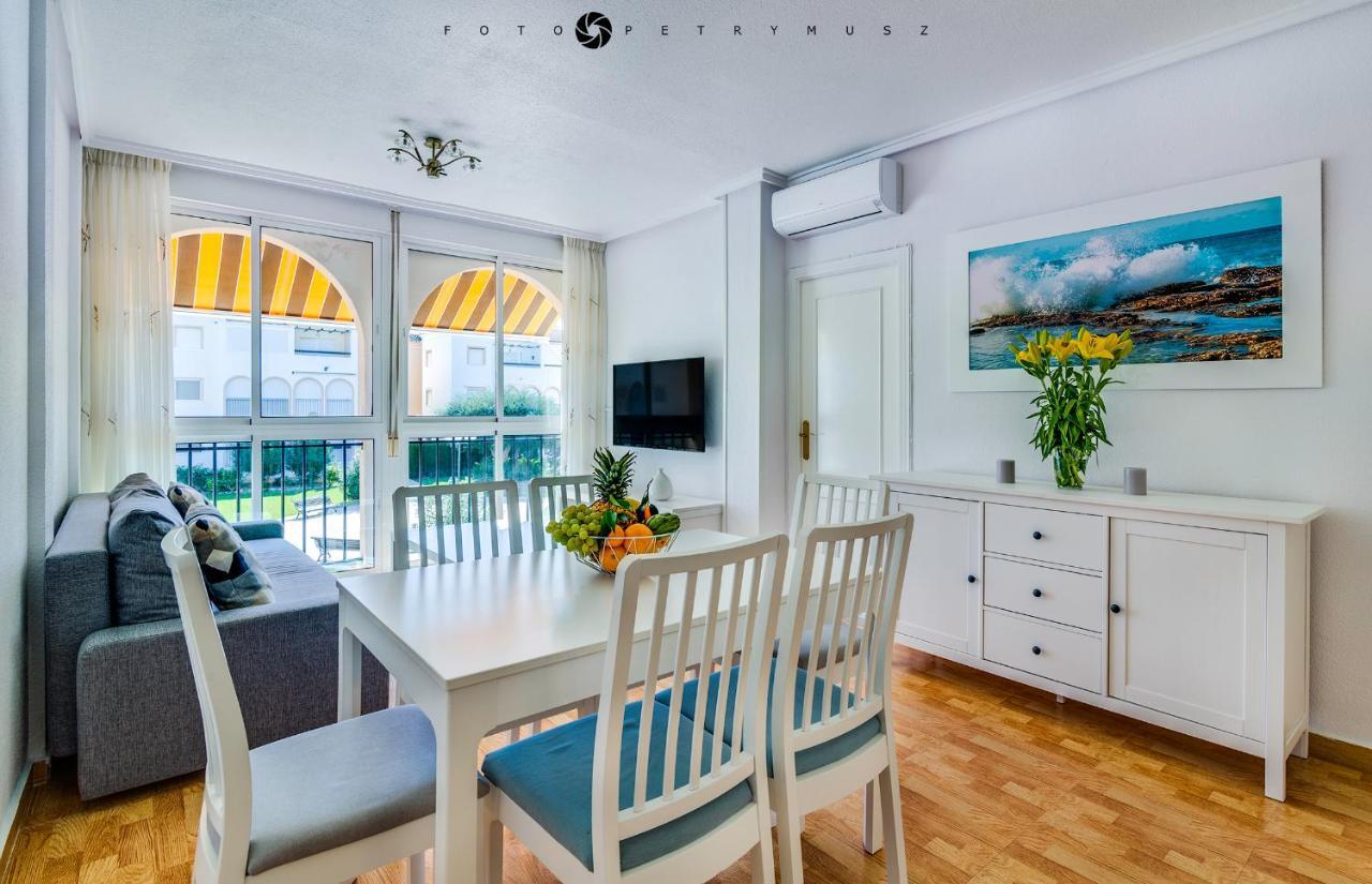 108 Apartament Fabulus Torrevieja Kültér fotó